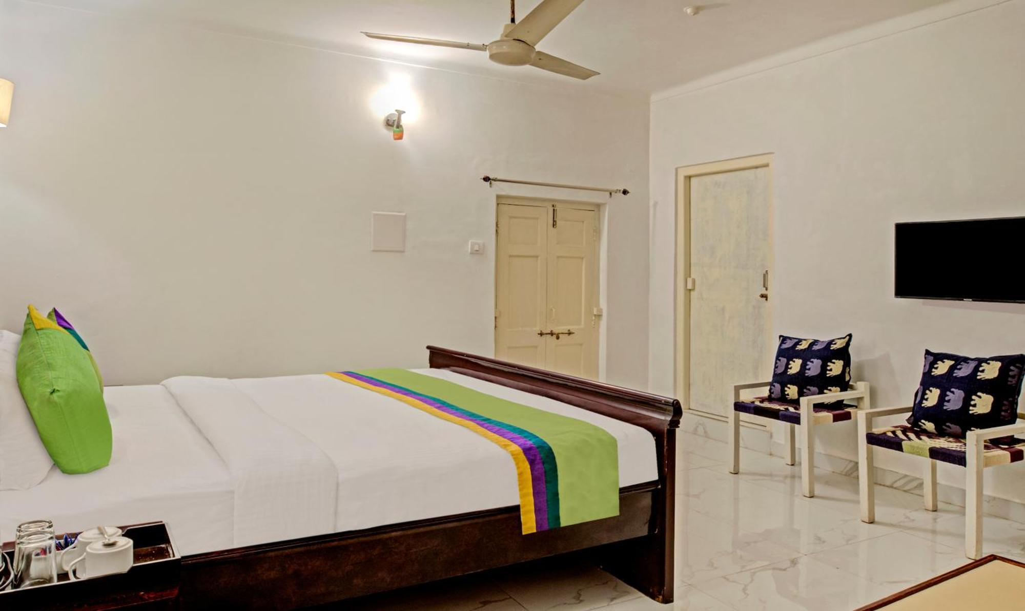 Hotel Meera Udaipur Extérieur photo